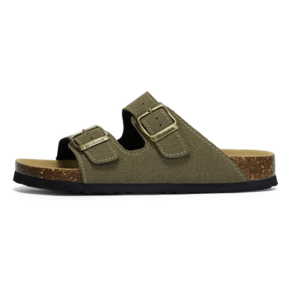 Sandália Birken Maibulun. Estilo, leveza, conforto e classe. Produto de altíssima qualidade, ótima para o verão, para passear, trabalhar, para o dia e para a noite. Feita de camurça na cor verde musgo militar.