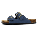 Sandália Birken Camurça, conforto excepcional com design europeu, unindo elegância atemporal e leveza. Perfeita para um estilo sofisticado e moderno.